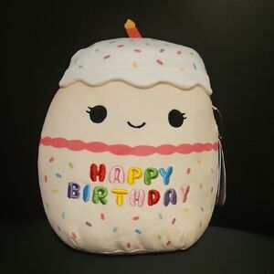 Squishmallow Lyla 8" Birthday Cake